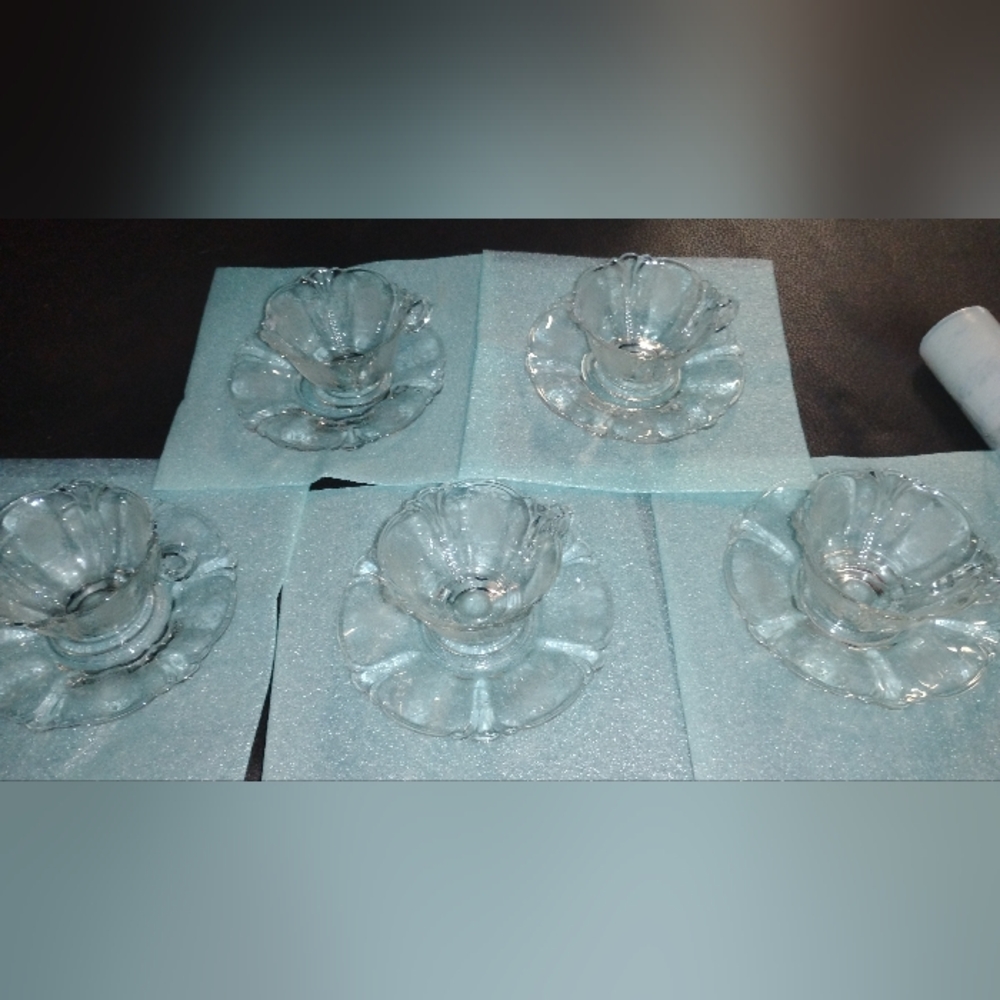 Elegant Glass Candle Holders Set